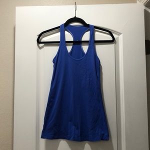 Lululemon tank